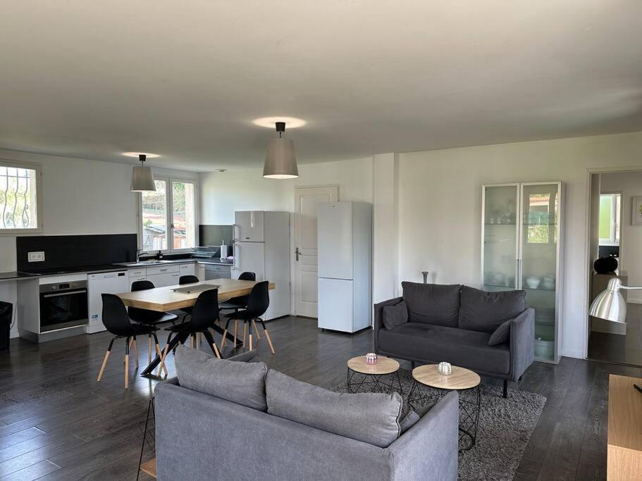Villa Constance 3 Antibes - Spacieux Logement En Dernier Etage ภายนอก รูปภาพ