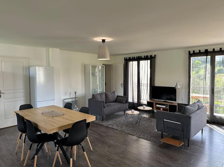 Villa Constance 3 Antibes - Spacieux Logement En Dernier Etage ภายนอก รูปภาพ